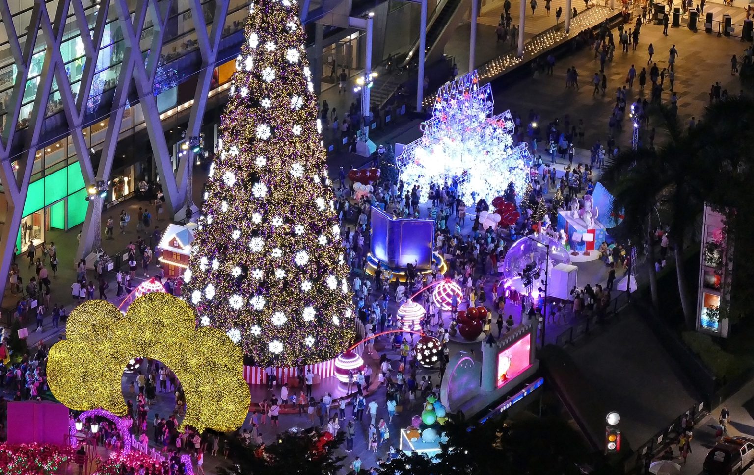 Top 10 best place to celebrate christmas in Asia