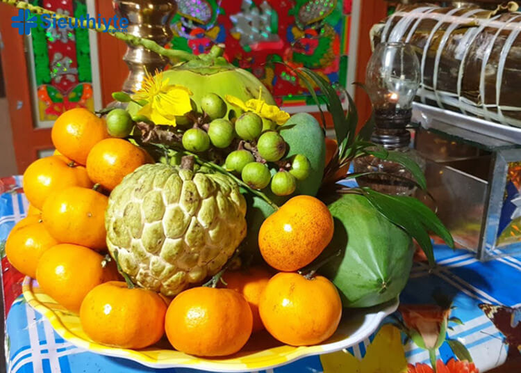 Southern five-fruit tray on Tet holiday